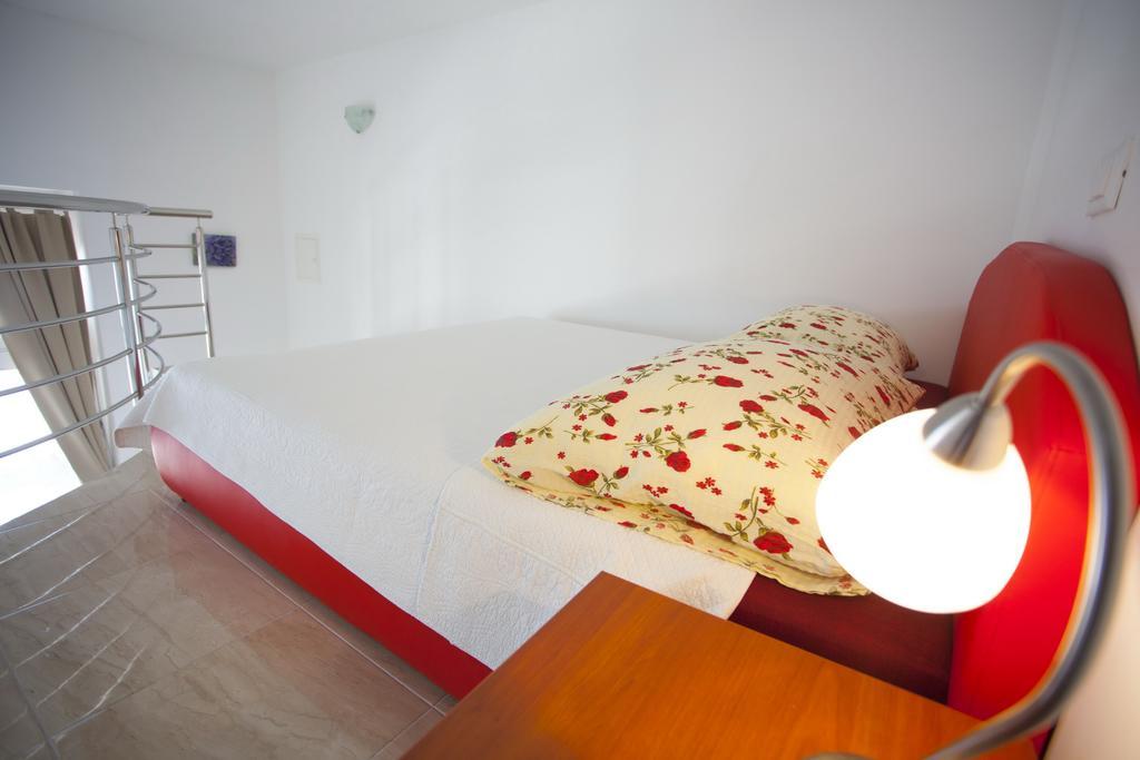 Apartments Sumic Podgora Exterior photo