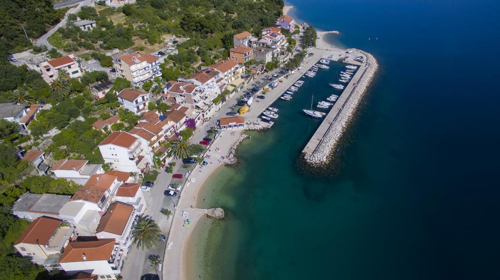Apartments Sumic Podgora Exterior photo