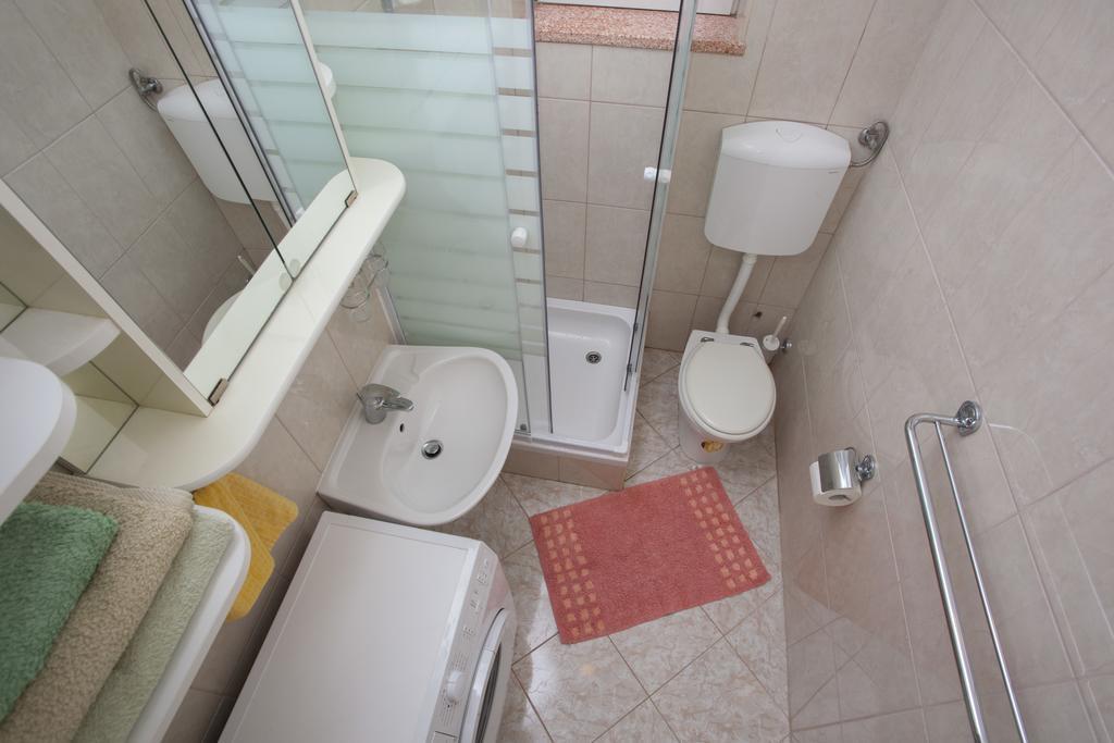 Apartments Sumic Podgora Exterior photo