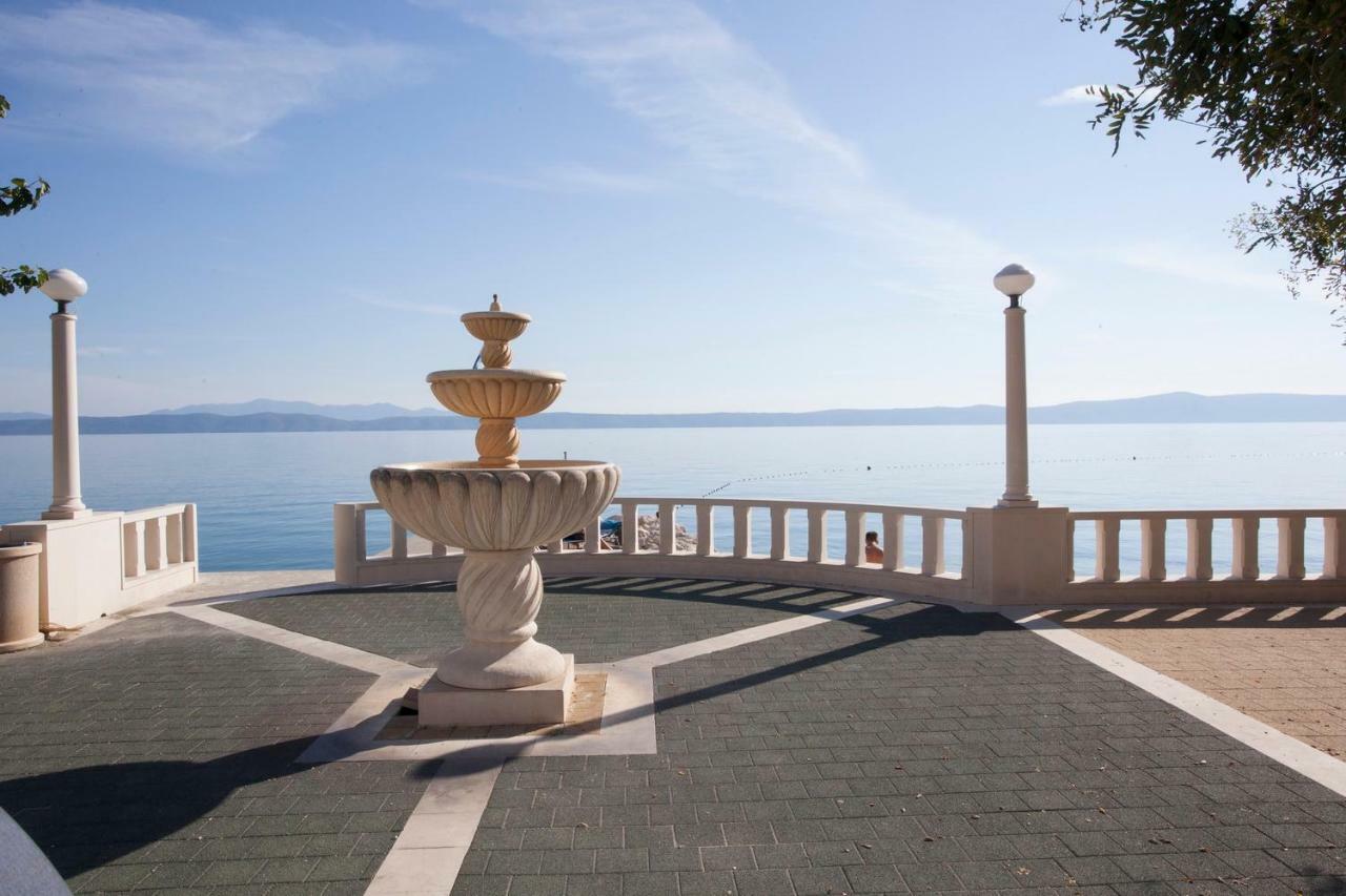 Apartments Sumic Podgora Exterior photo